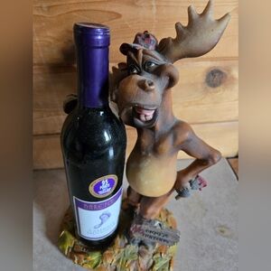 Humorous and Apparently Tipsy MOOSE.
